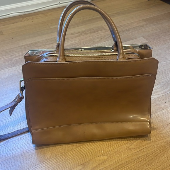 Halston Heritage large tan top handle bag with gold hardware - Picture 3 of 6